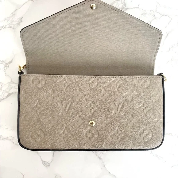 ❌SOLD❌ Authentic Louis Vuitton Felicie Pochette Empreinte Turtledove Crossbody - Picture 5 of 14